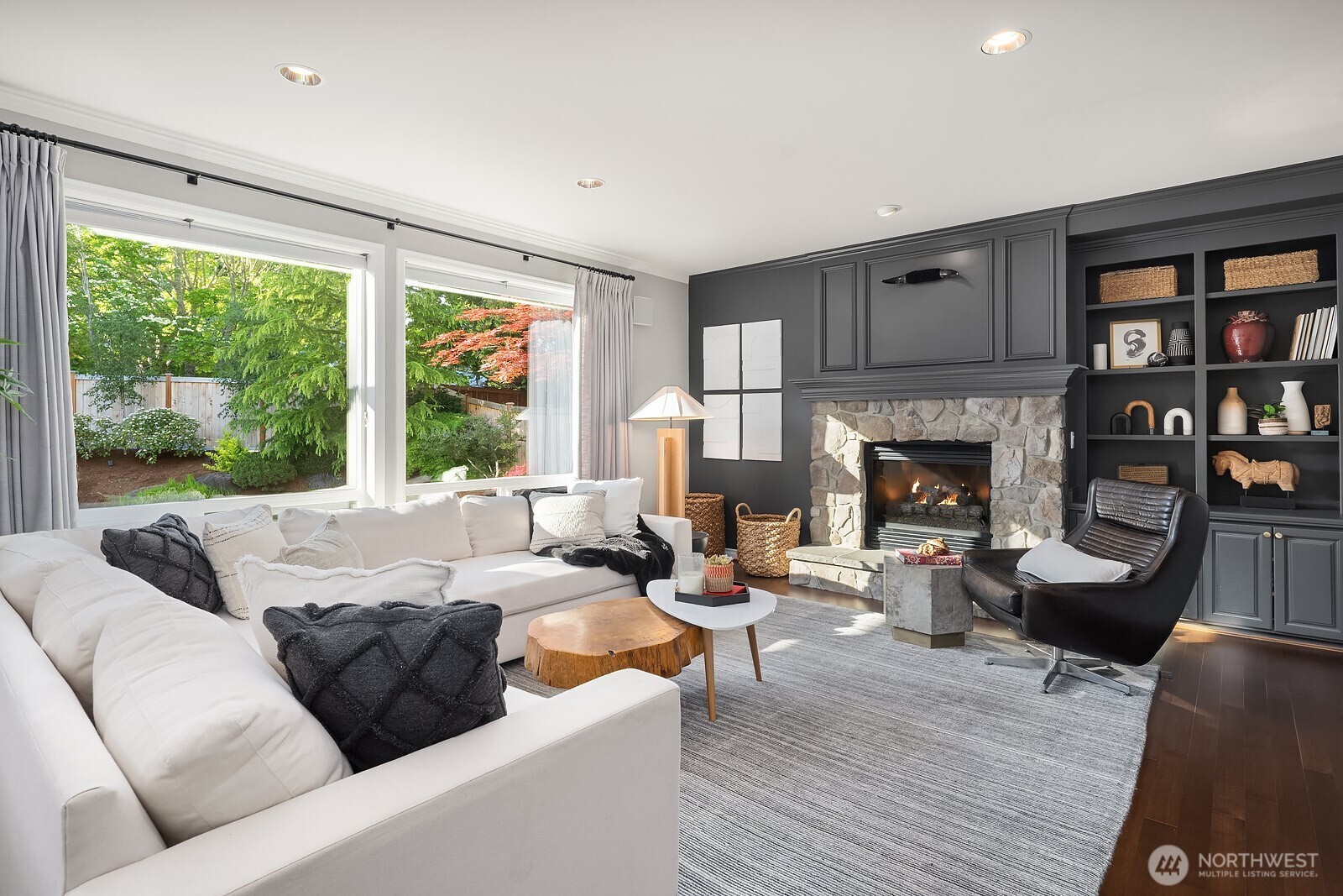 27212 SE 12th Place , Sammamish, WA 98075