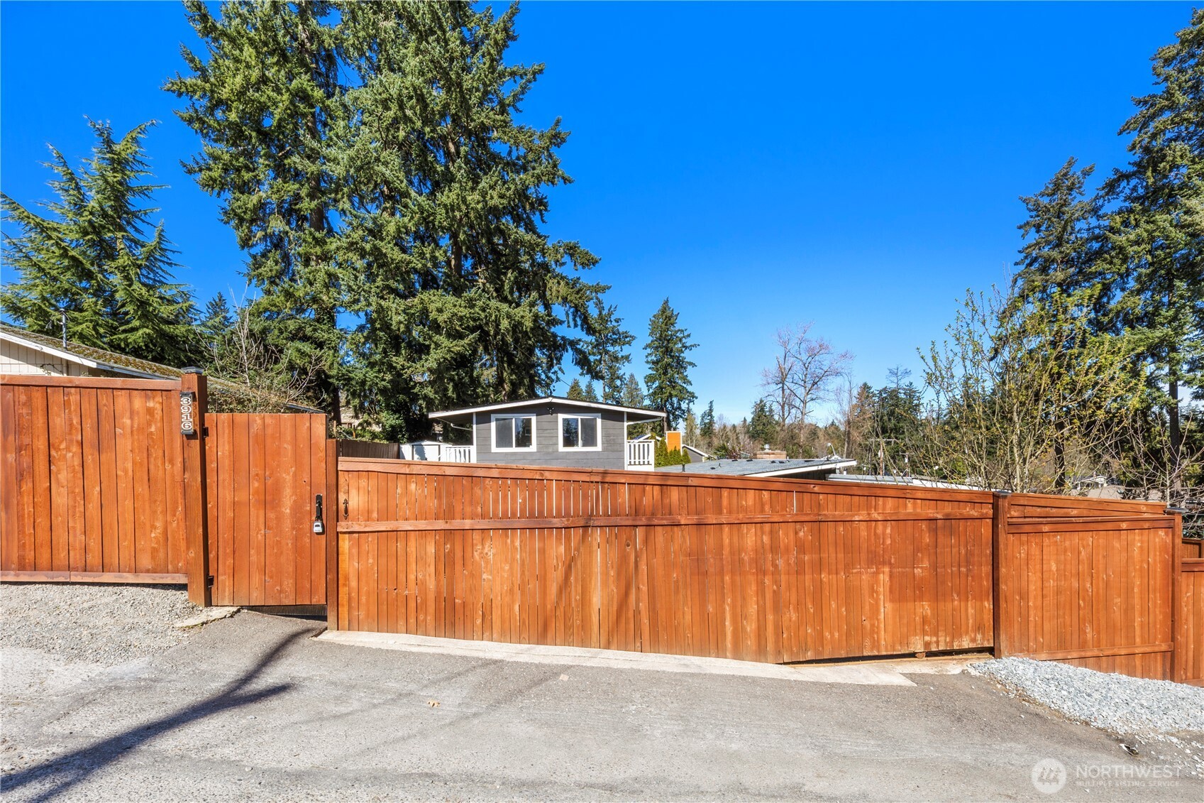 3916 S 374th Street , Auburn, WA 98001-8920