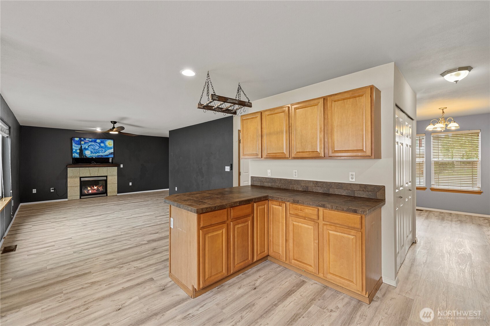 1232 NW Kathleen Drive , Oak Harbor, WA 98277