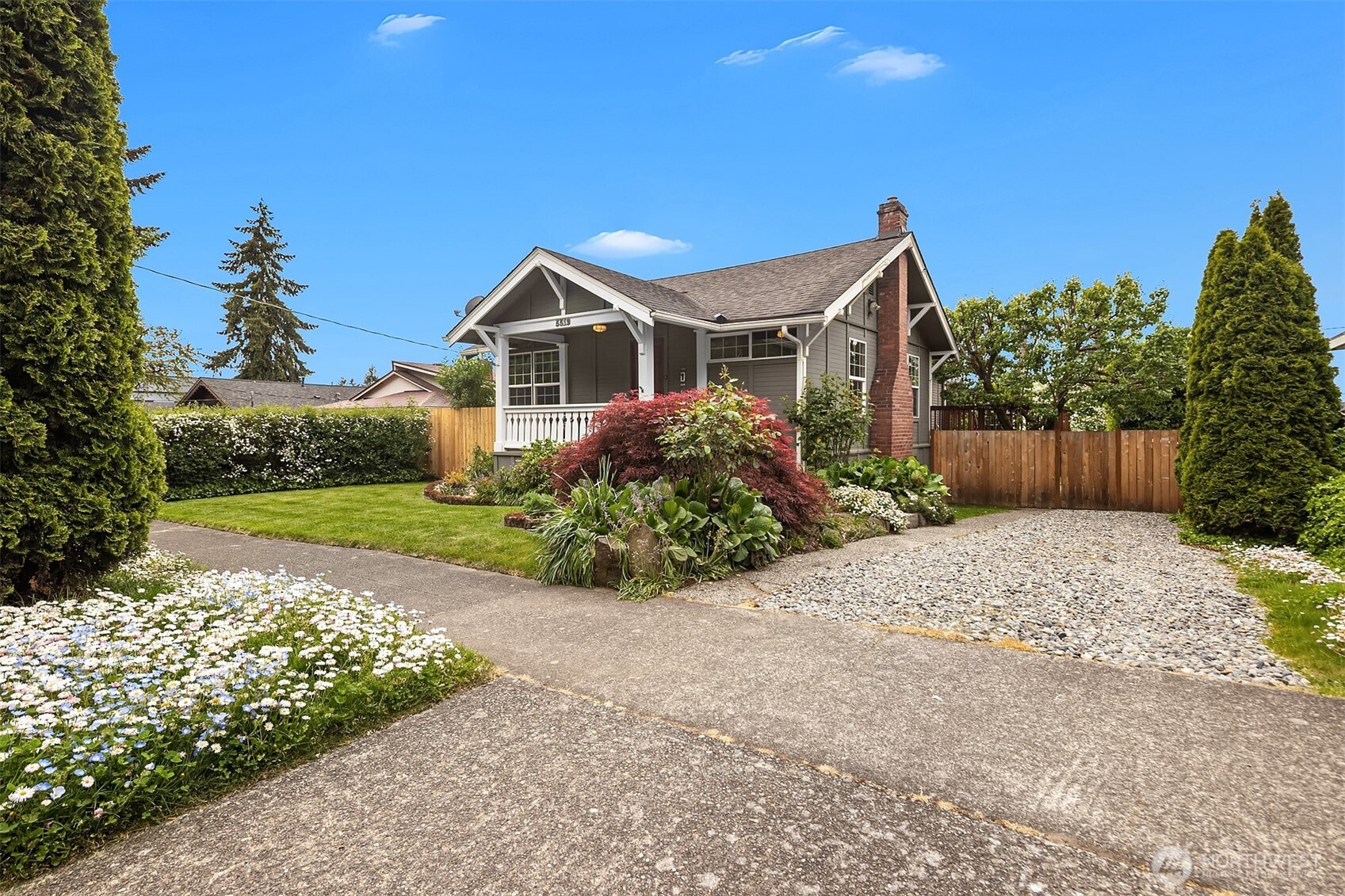 5519 18th Avenue S, Seattle, WA 98108