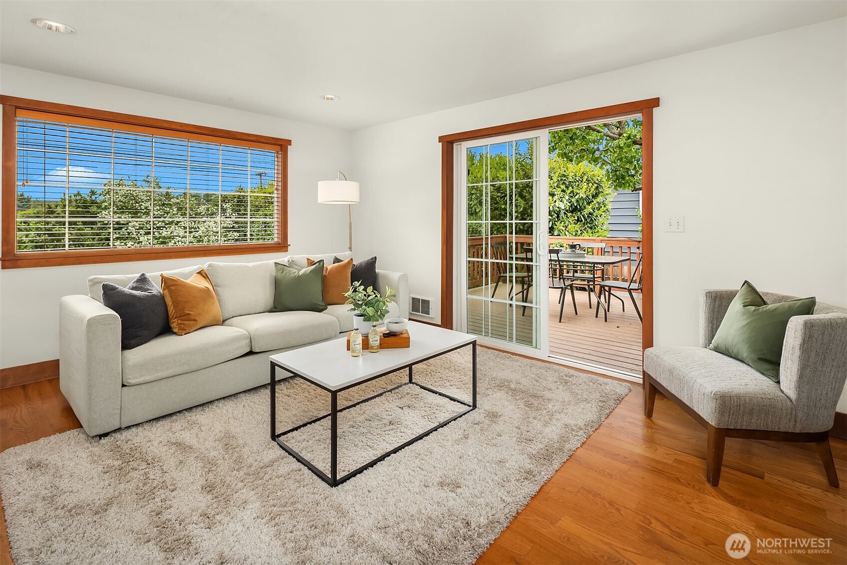 5519 18th Avenue S, Seattle, WA 98108