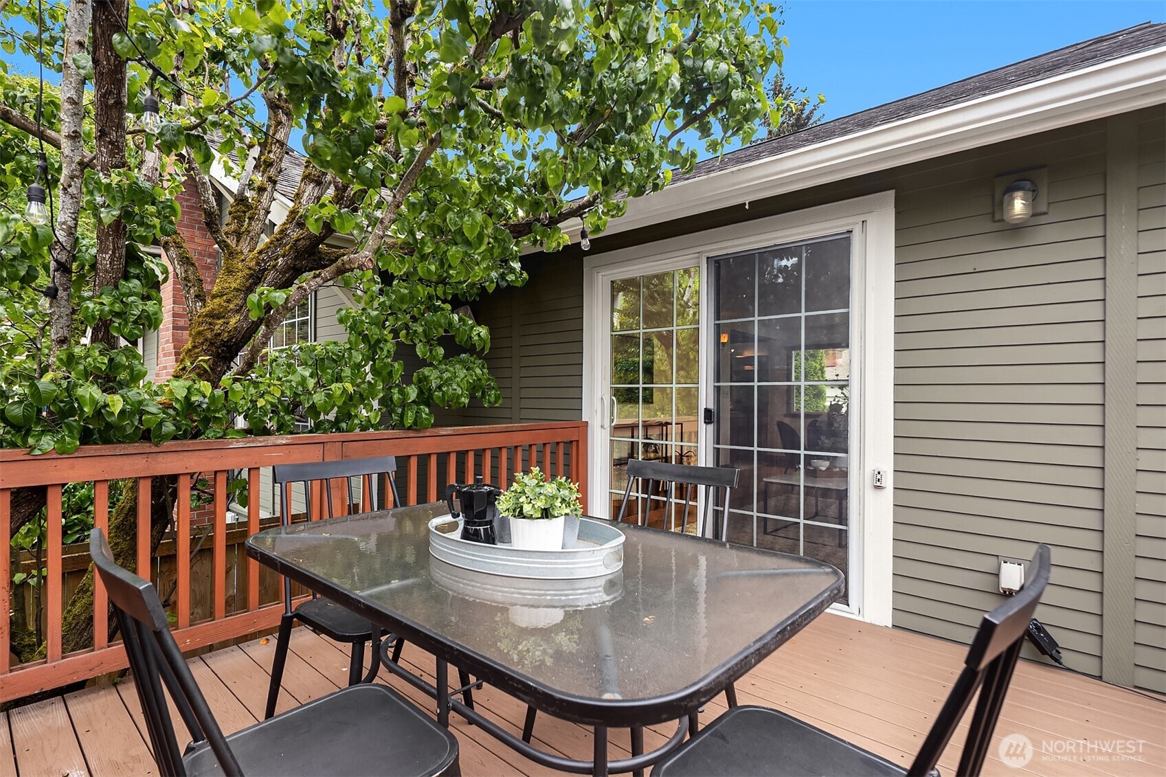 5519 18th Avenue S, Seattle, WA 98108