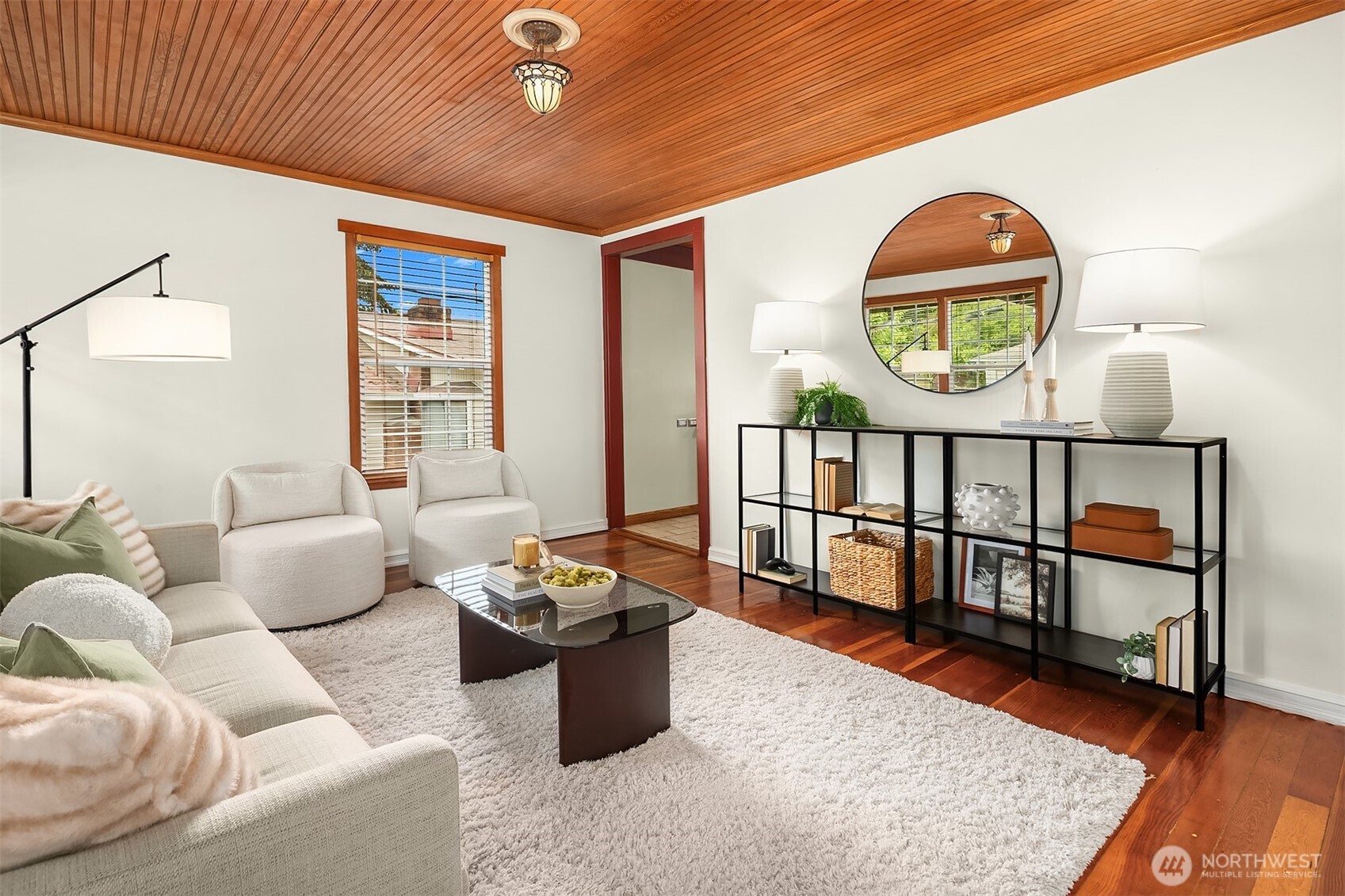 5519 18th Avenue S, Seattle, WA 98108