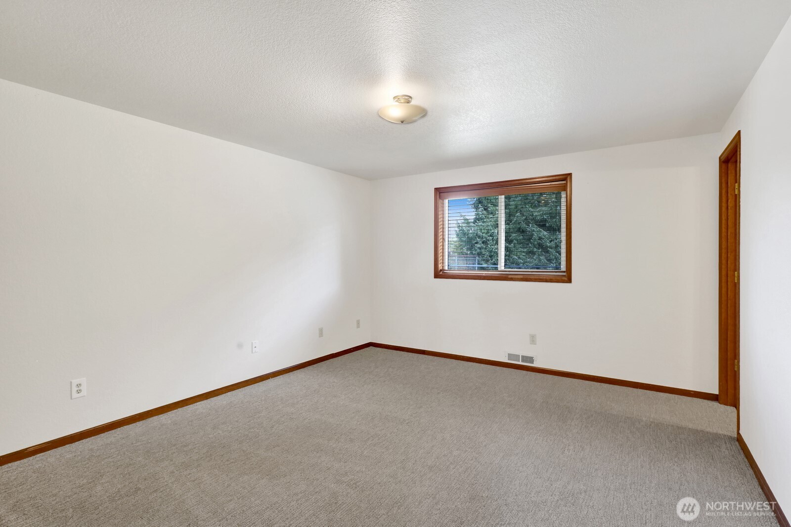 811 Vine Cir , Lynden, WA 98264