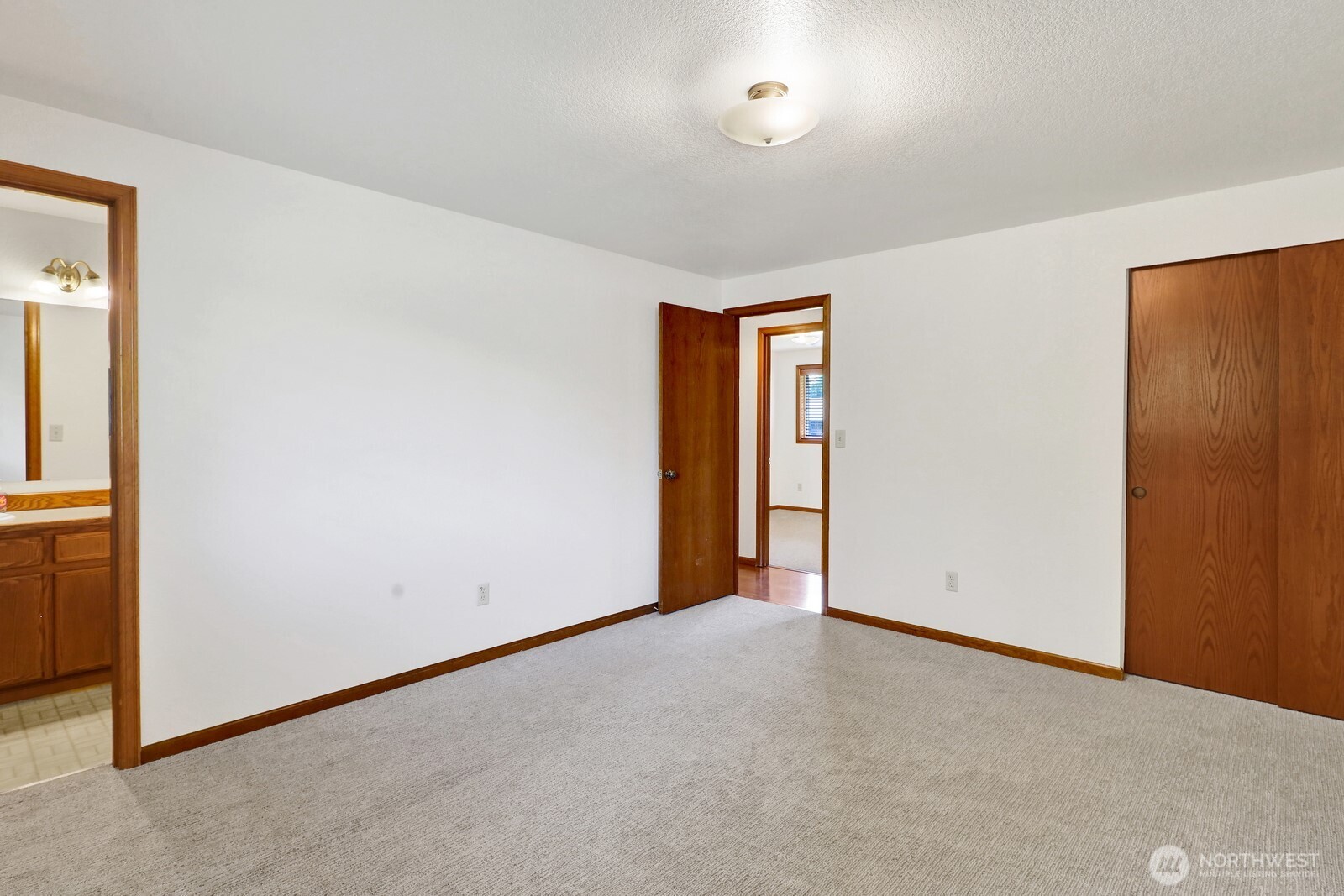811 Vine Cir , Lynden, WA 98264
