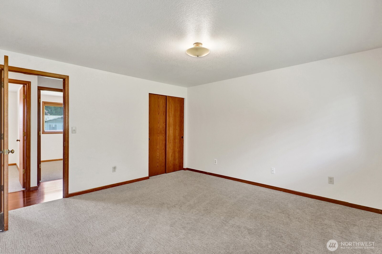 811 Vine Cir , Lynden, WA 98264
