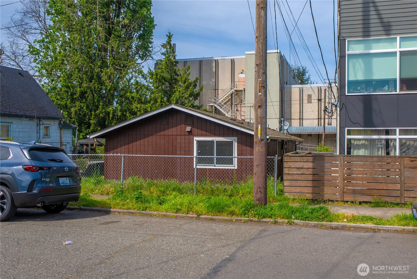 6919 Carleton Avenue S, Seattle, WA 98108