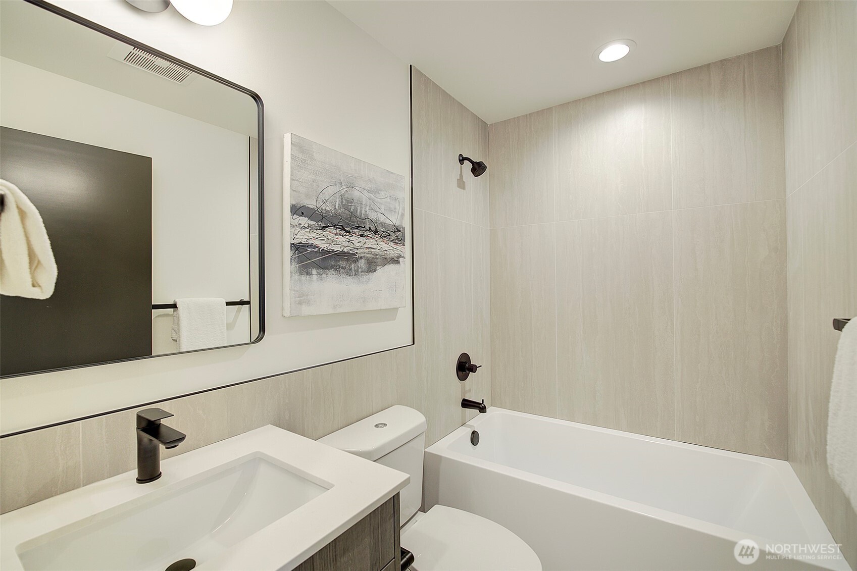 7912 34th Avenue SW, Seattle, WA 98126