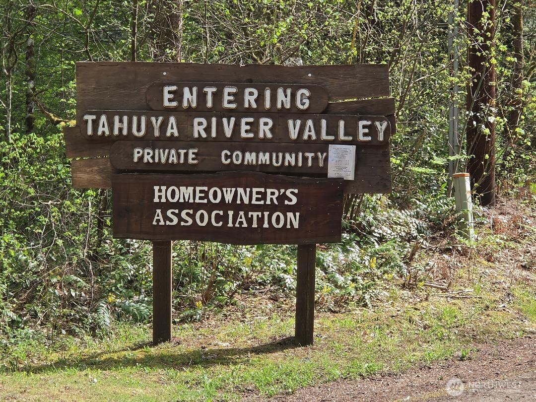140 NE Evergreen Drive , Tahuya, WA 98588