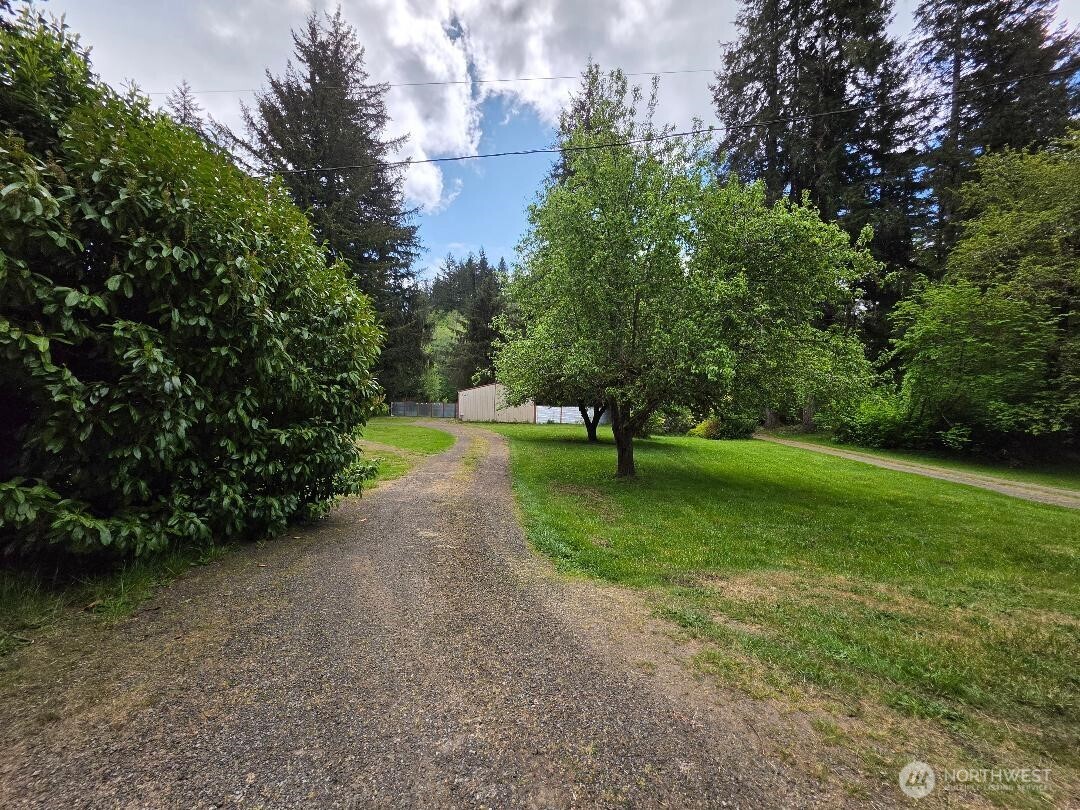 140 NE Evergreen Drive , Tahuya, WA 98588