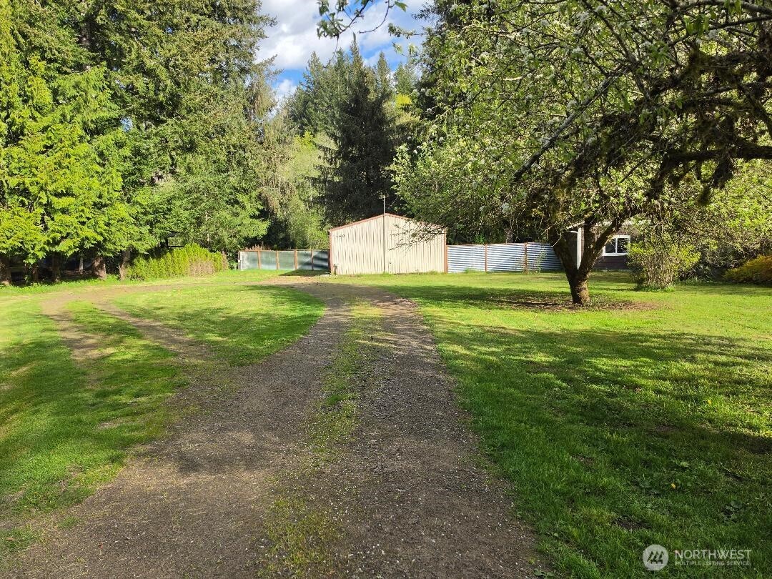 140 NE Evergreen Drive , Tahuya, WA 98588