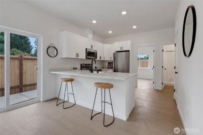 9420 S D St #3, Tacoma, WA 98444 - Photo 5