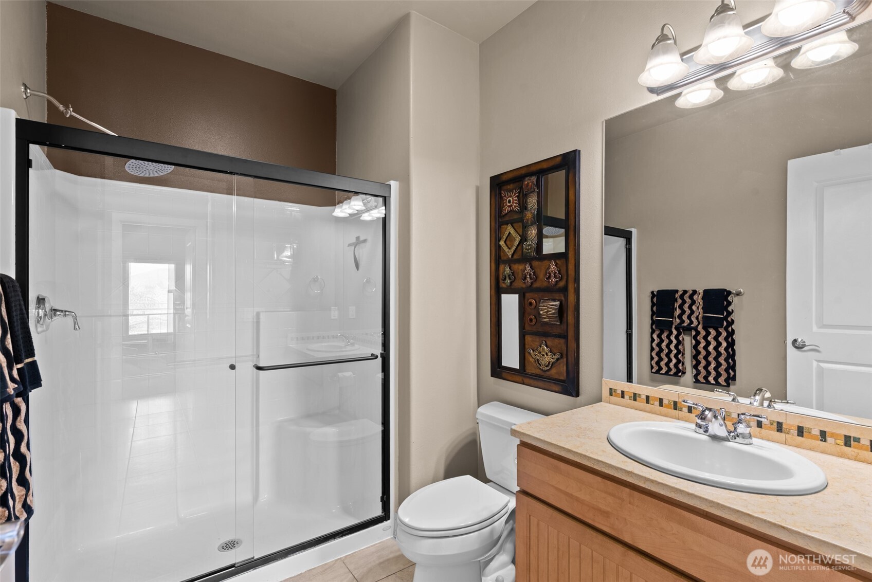 9119 Seahawk Lane NW, Quincy, WA 98848