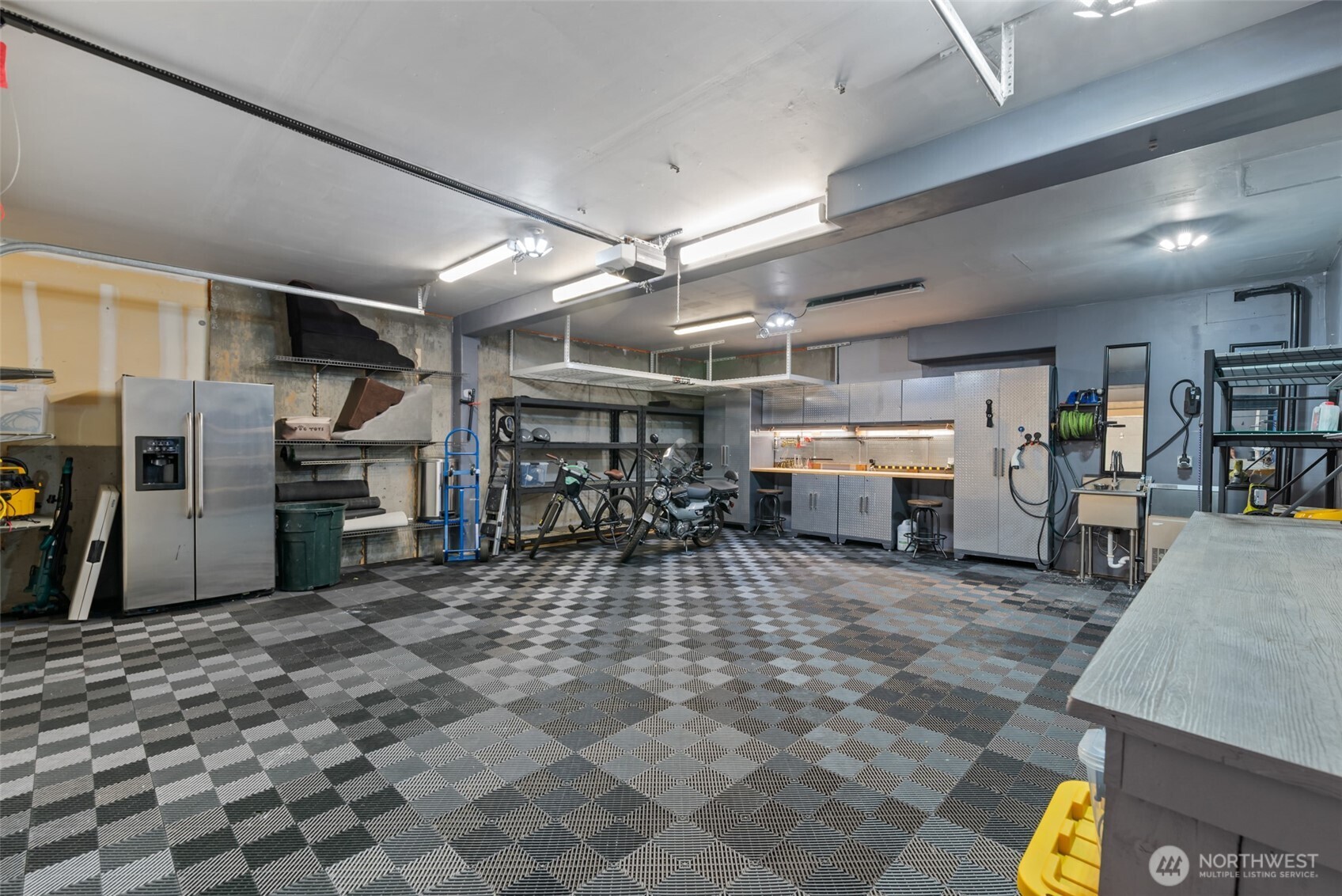 9119 Seahawk Lane NW, Quincy, WA 98848