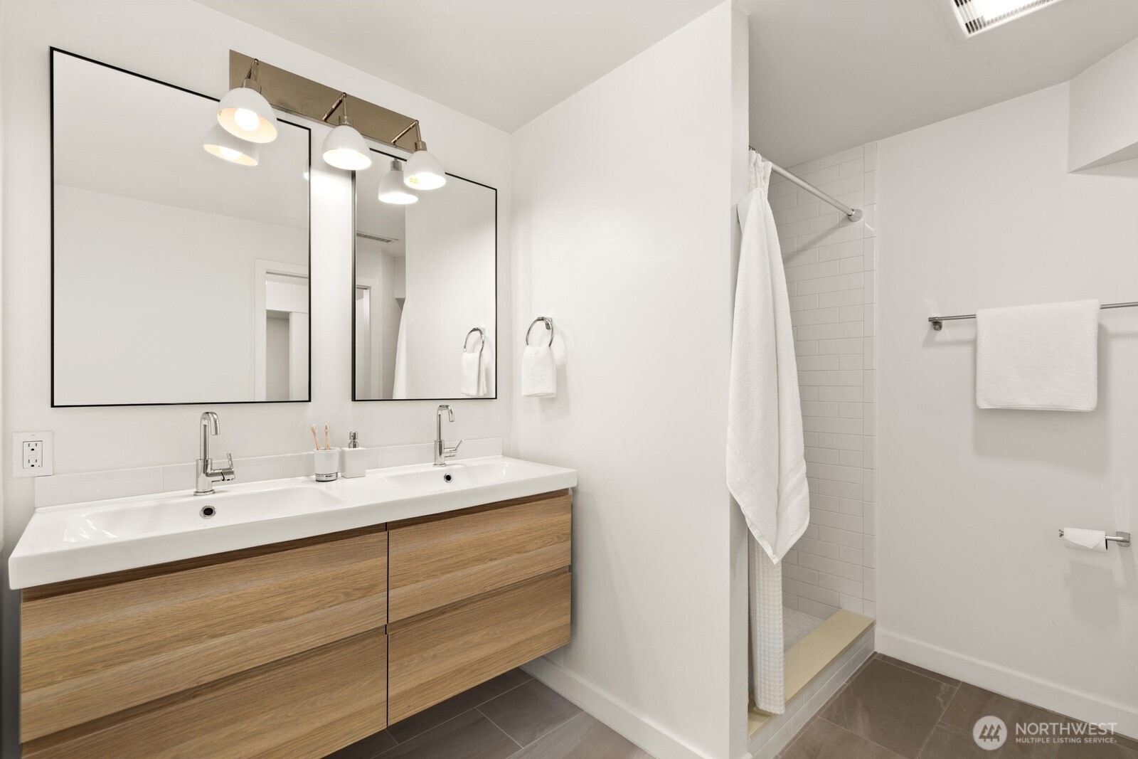 1218 NW 118th Street , Seattle, WA 98177