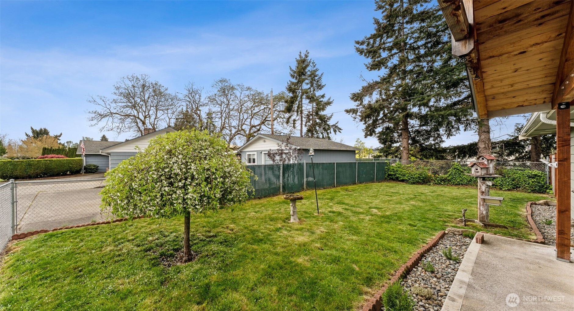 10402 Douglas Drive SW, Lakewood, WA 98499