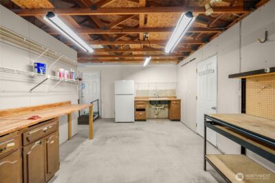 23606 Lake Dr W, Bothell, WA 98021 - Photo 23
