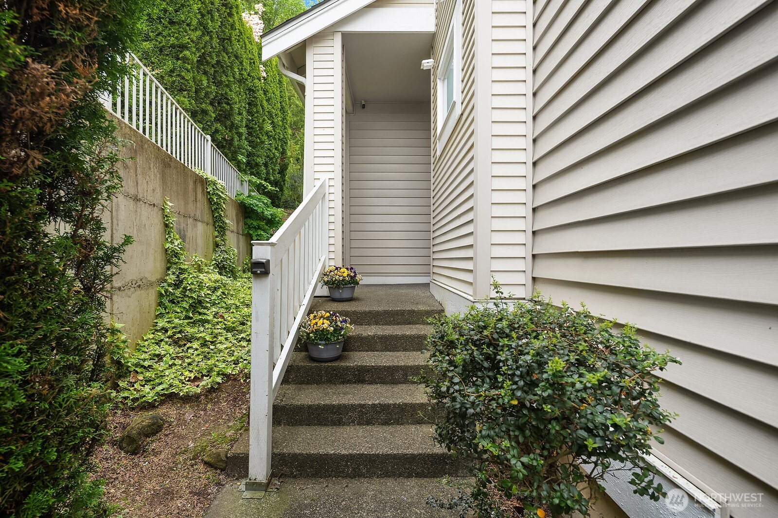 535 S 51st Court , Renton, WA 98055