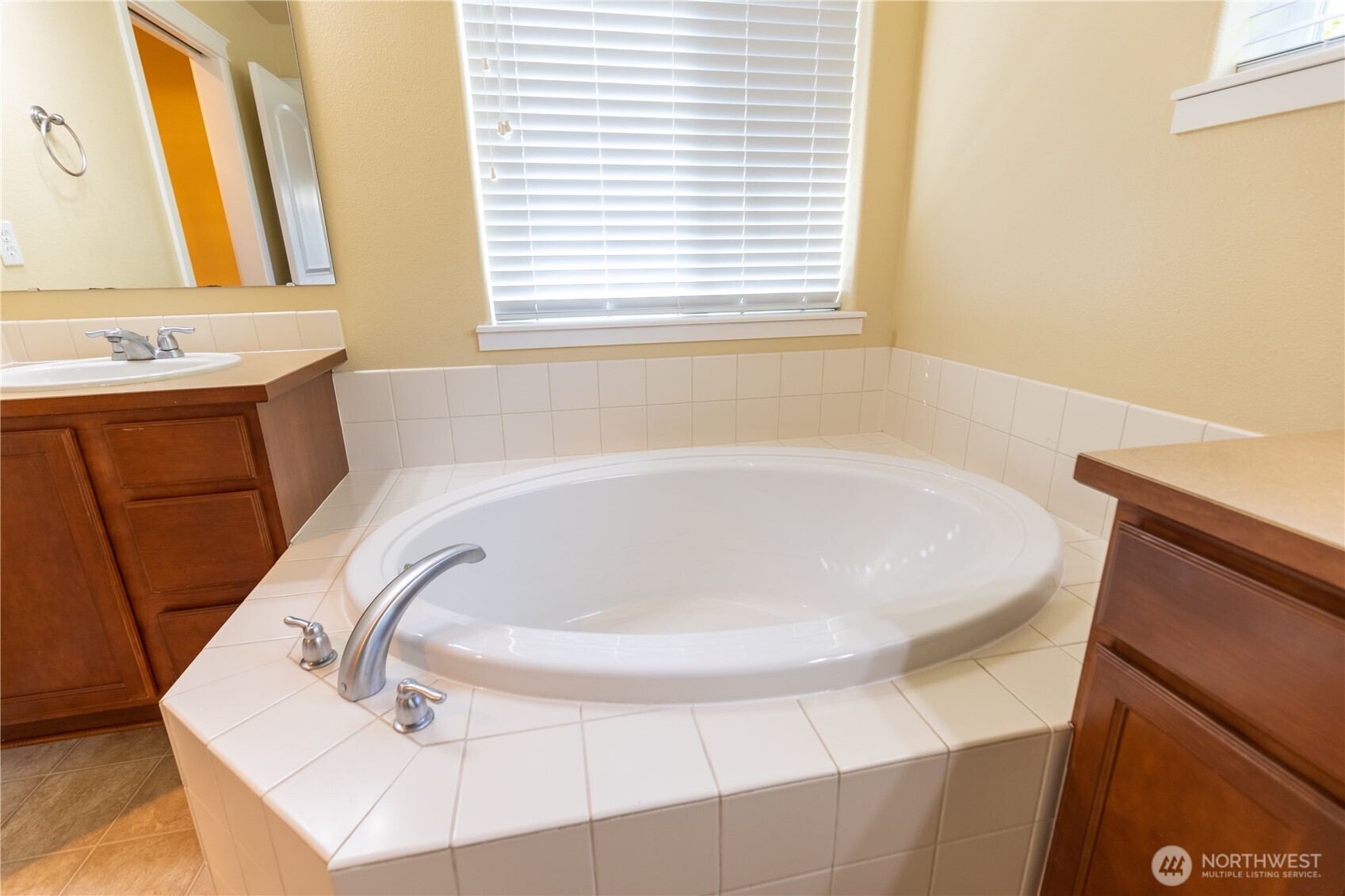 4959 Balustrade Boulevard SE, Lacey, WA 98513