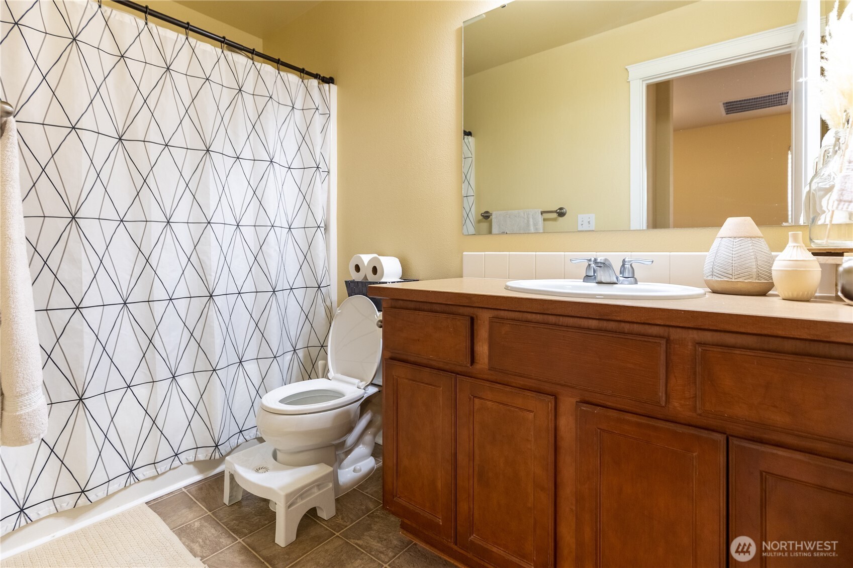 4959 Balustrade Boulevard SE, Lacey, WA 98513