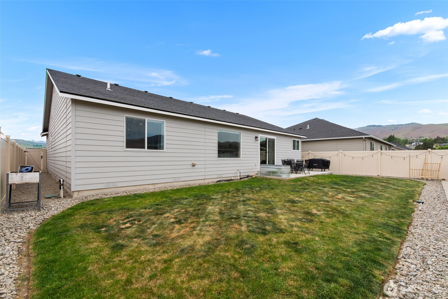 282 Emma Drive , Wenatchee, WA 98801