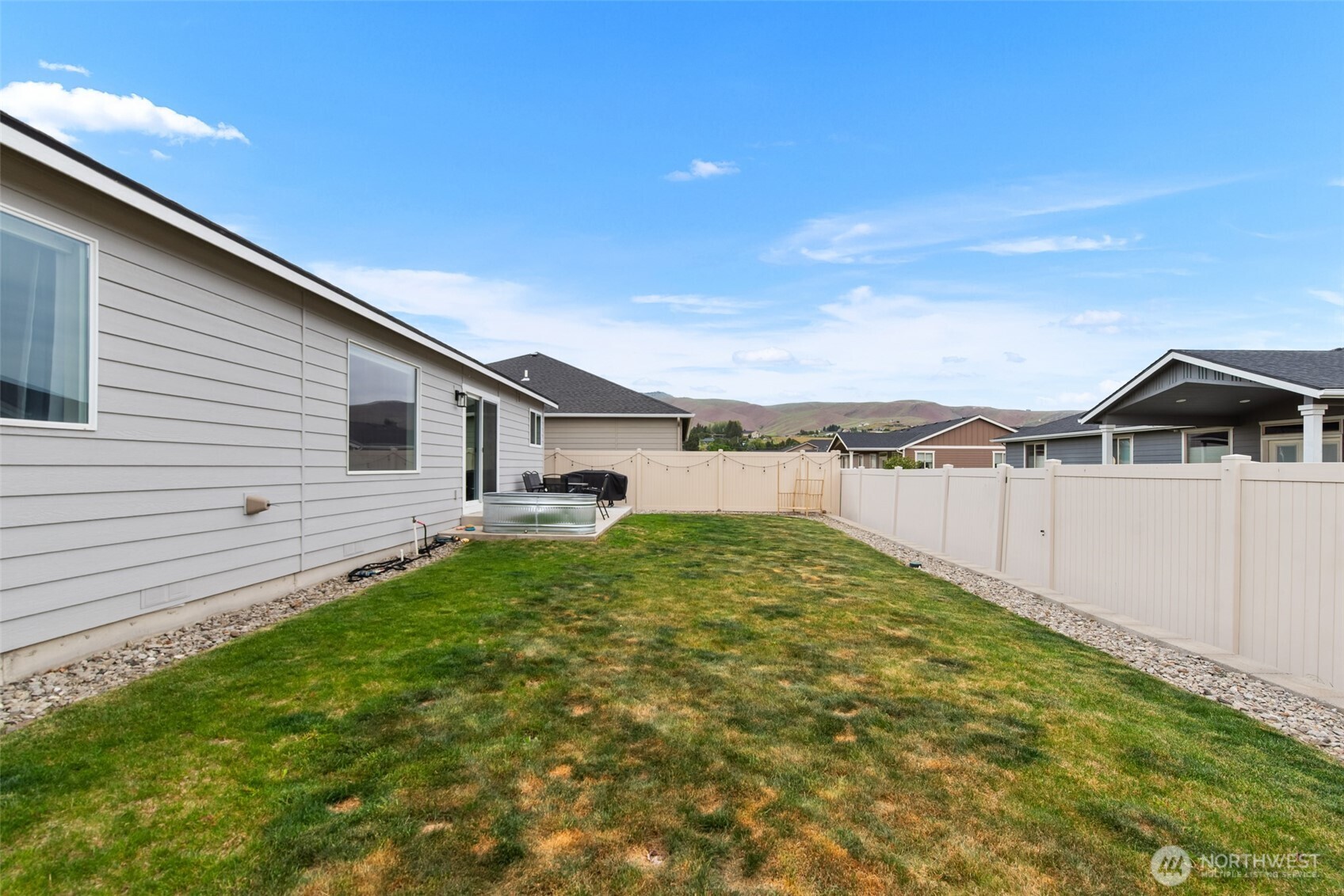 282 Emma Drive , Wenatchee, WA 98801