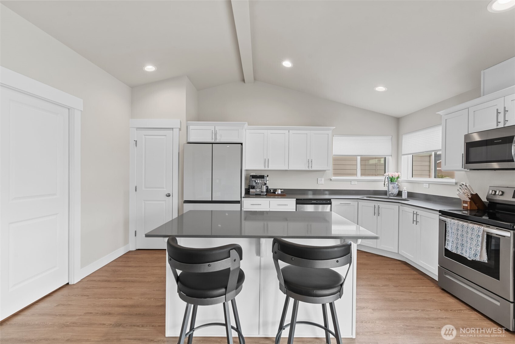282 Emma Drive , Wenatchee, WA 98801