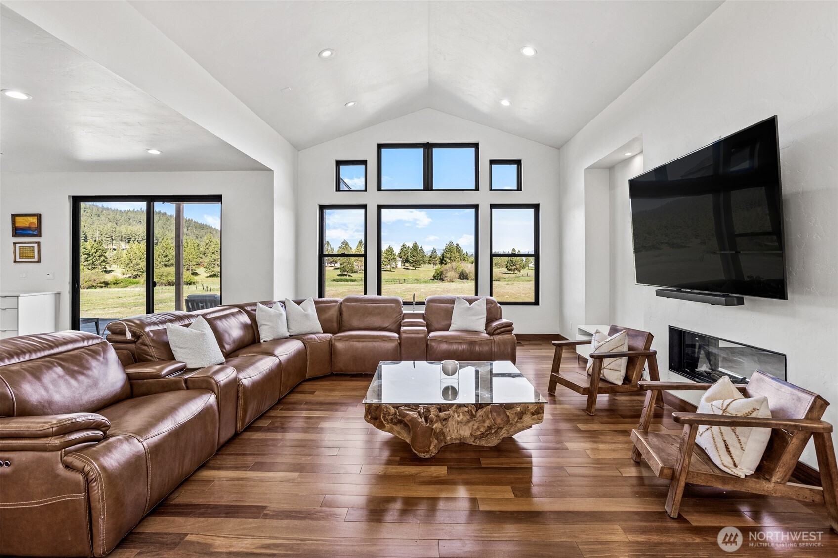 2681 Hidden Valley Road , Cle Elum, WA 98922