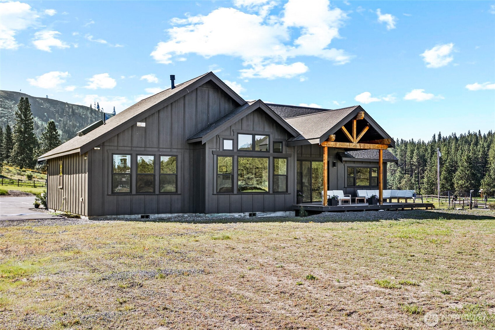 2681 Hidden Valley Road , Cle Elum, WA 98922