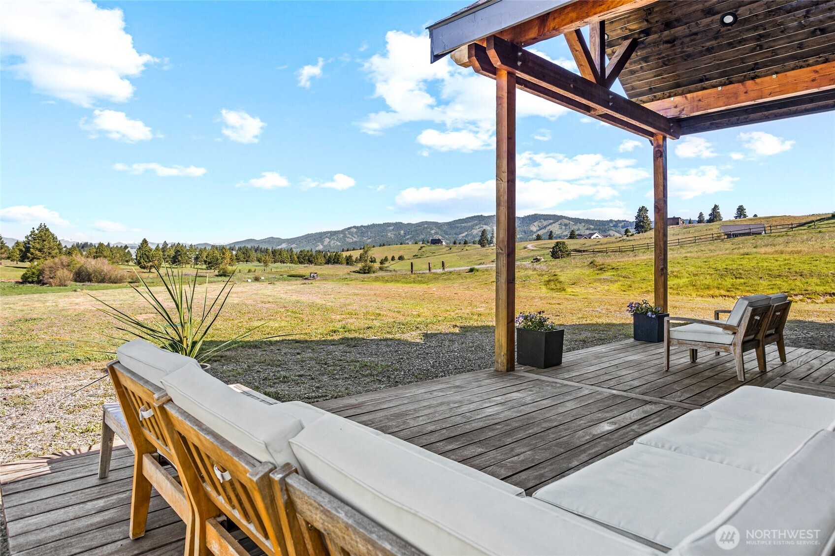 2681 Hidden Valley Road , Cle Elum, WA 98922