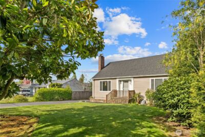 9334 E B Street , Tacoma, WA 98445 - Photo 2