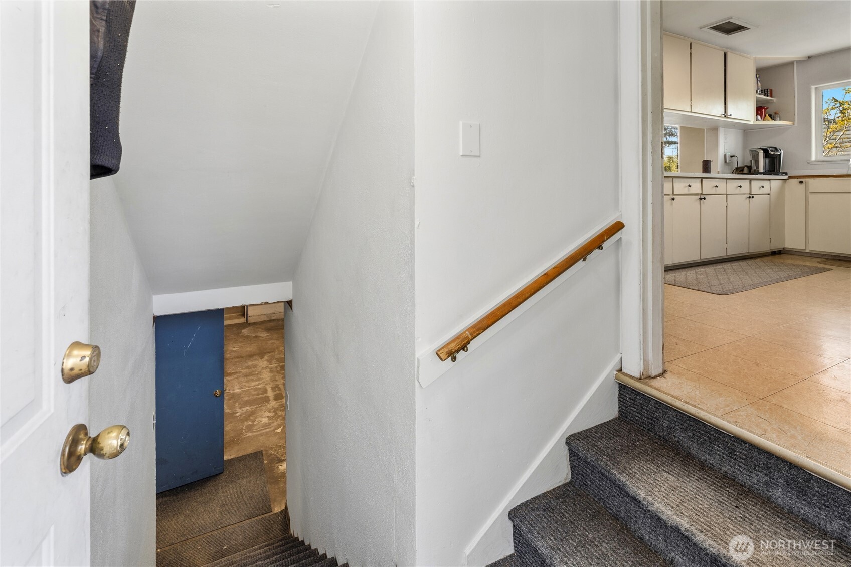 9334 E B Street , Tacoma, WA 98445