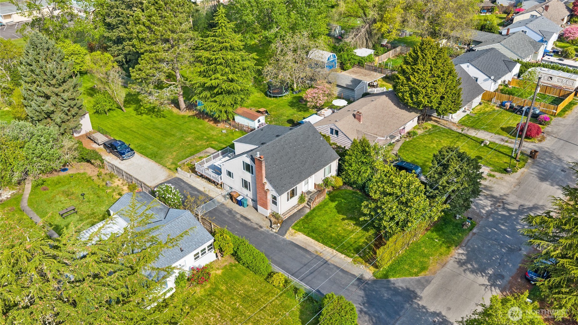 9334 E B Street , Tacoma, WA 98445