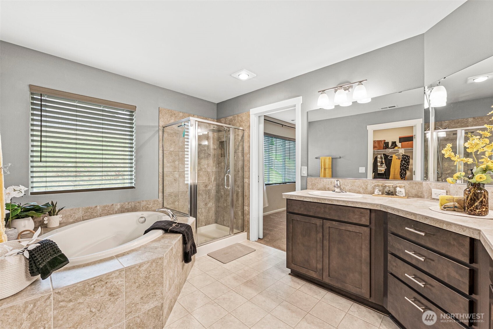 2744 Saga Court NE, Lacey, WA 98516