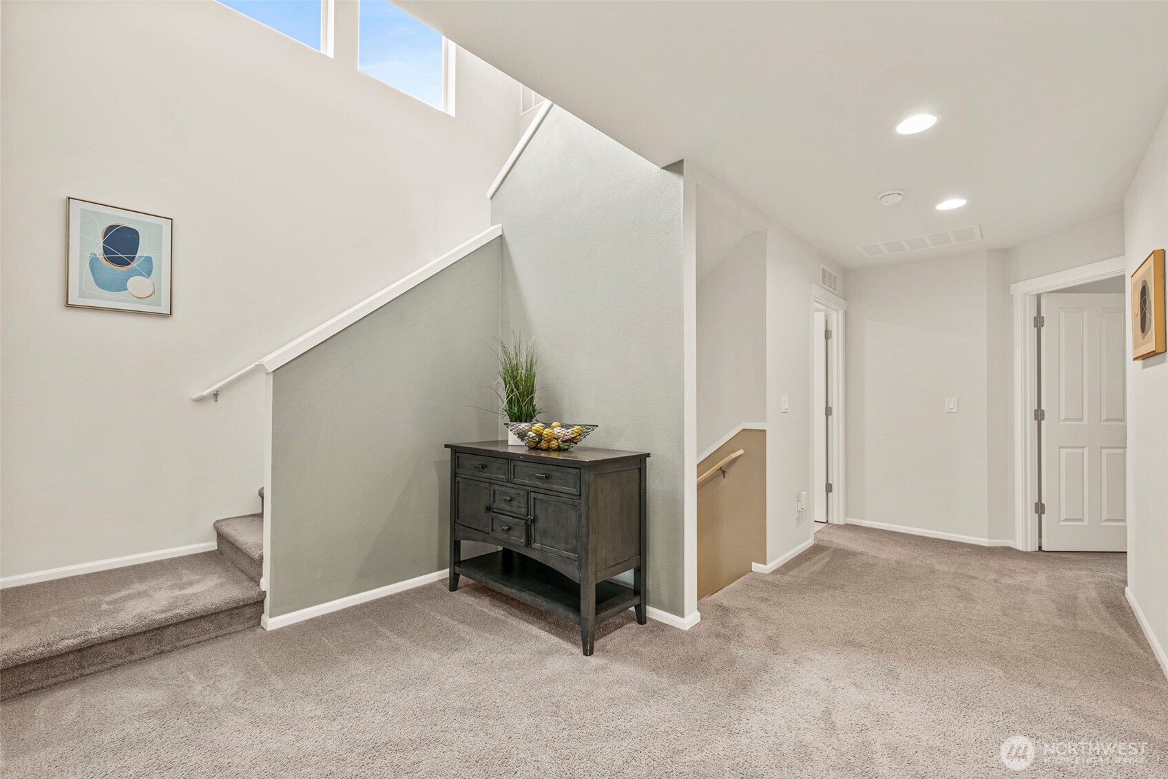 2744 Saga Court NE, Lacey, WA 98516