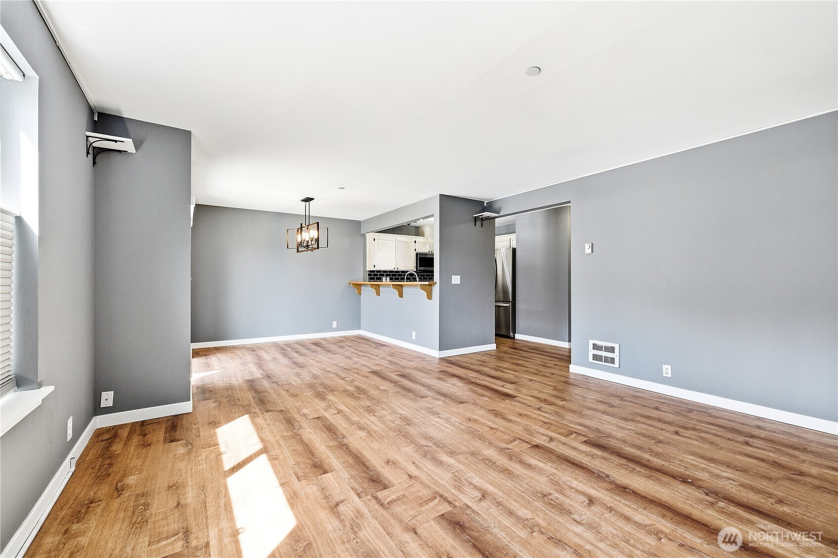 1670 SW Mulberry Street #B201, Oak Harbor, WA 98277