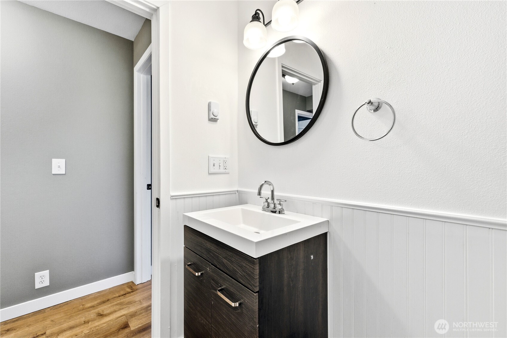 1670 SW Mulberry Street #B201, Oak Harbor, WA 98277