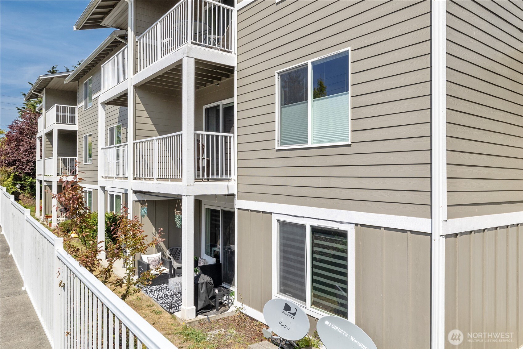1670 SW Mulberry Street #B201, Oak Harbor, WA 98277