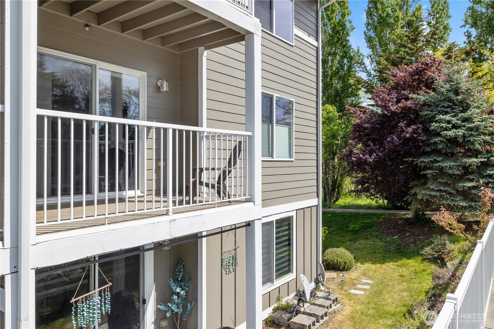 1670 SW Mulberry Street #B201, Oak Harbor, WA 98277