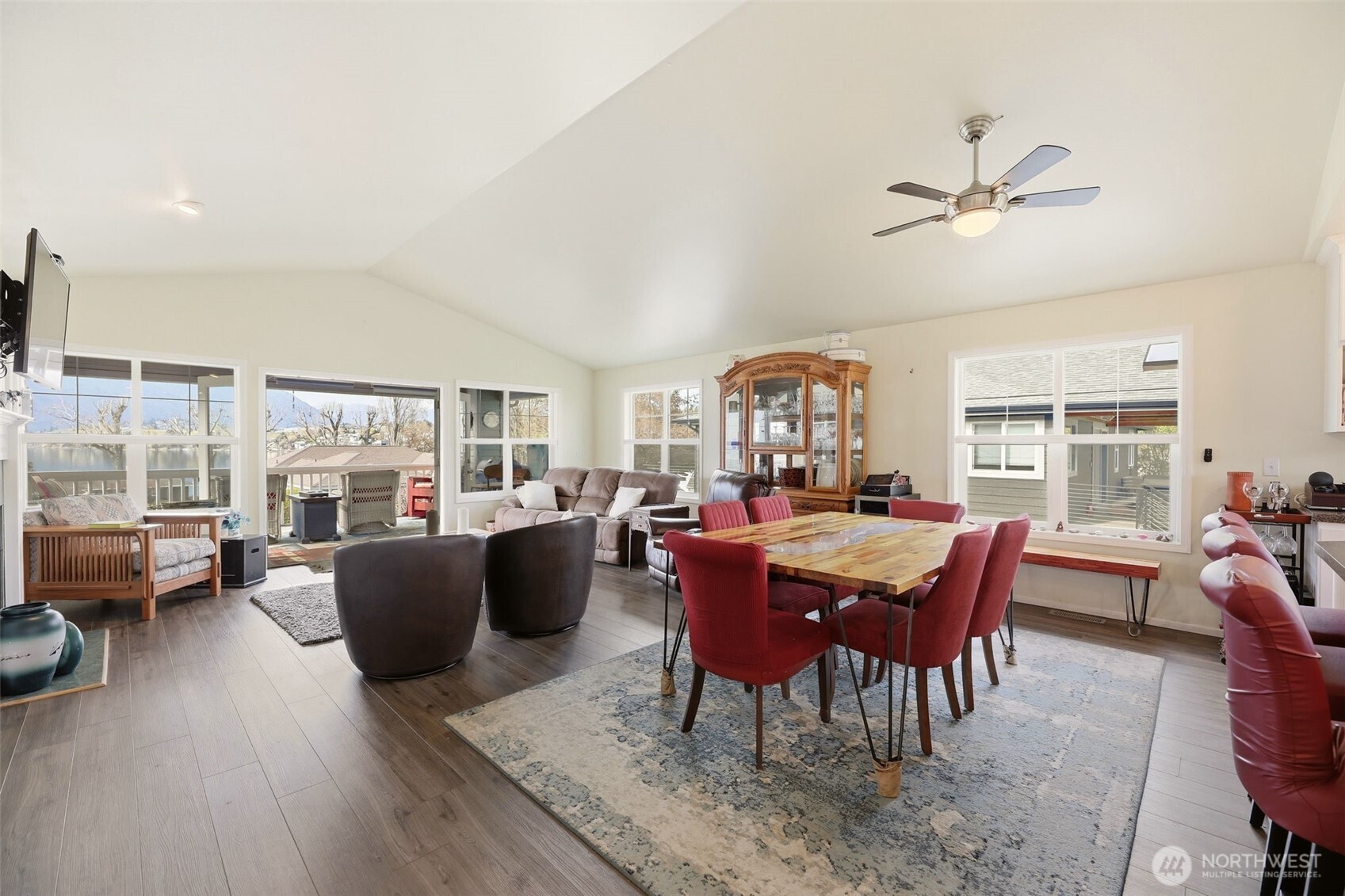 207 Manson View Drive , Manson, WA 98831