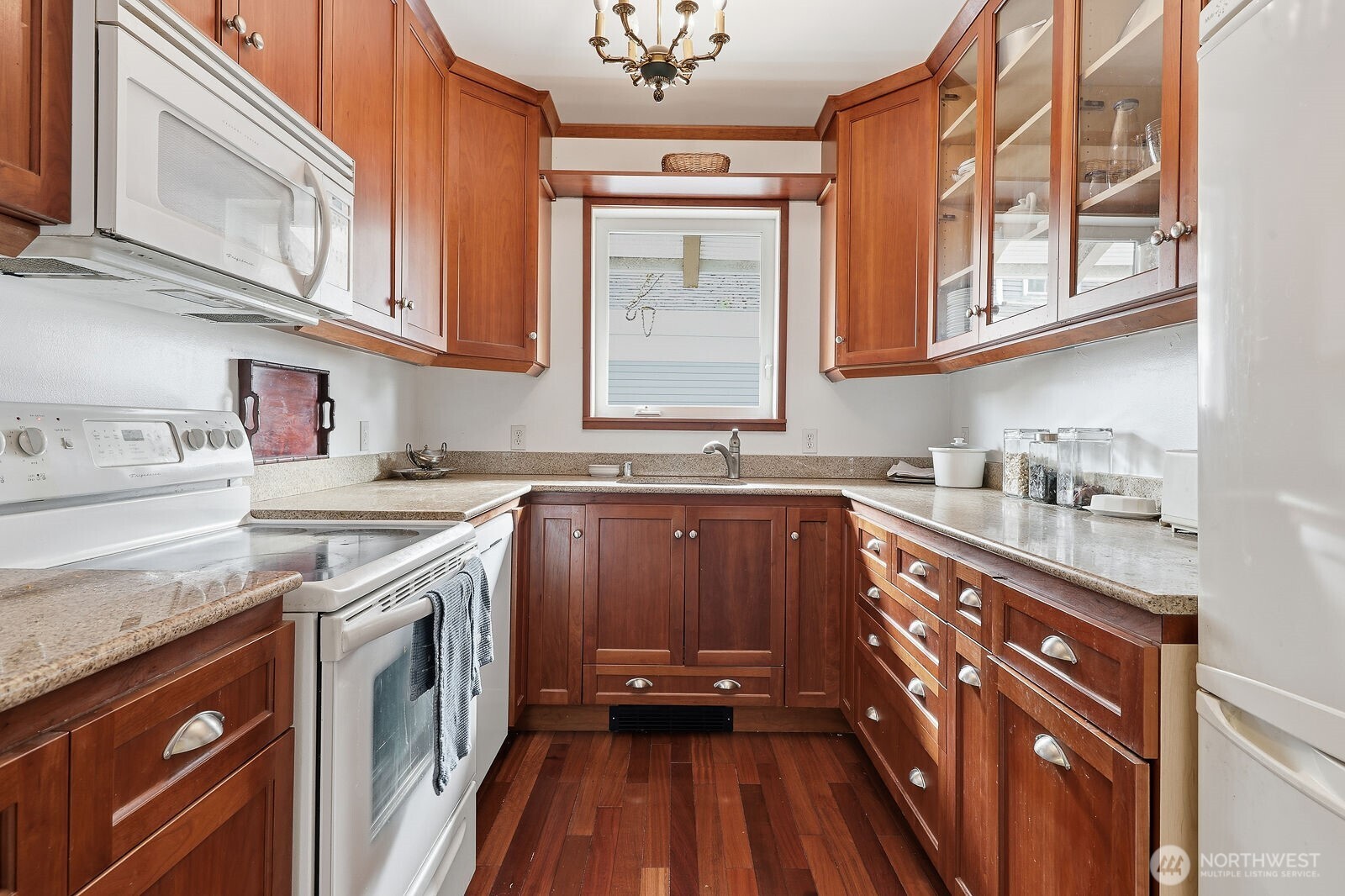 211 14th Avenue E, Seattle, WA 98112