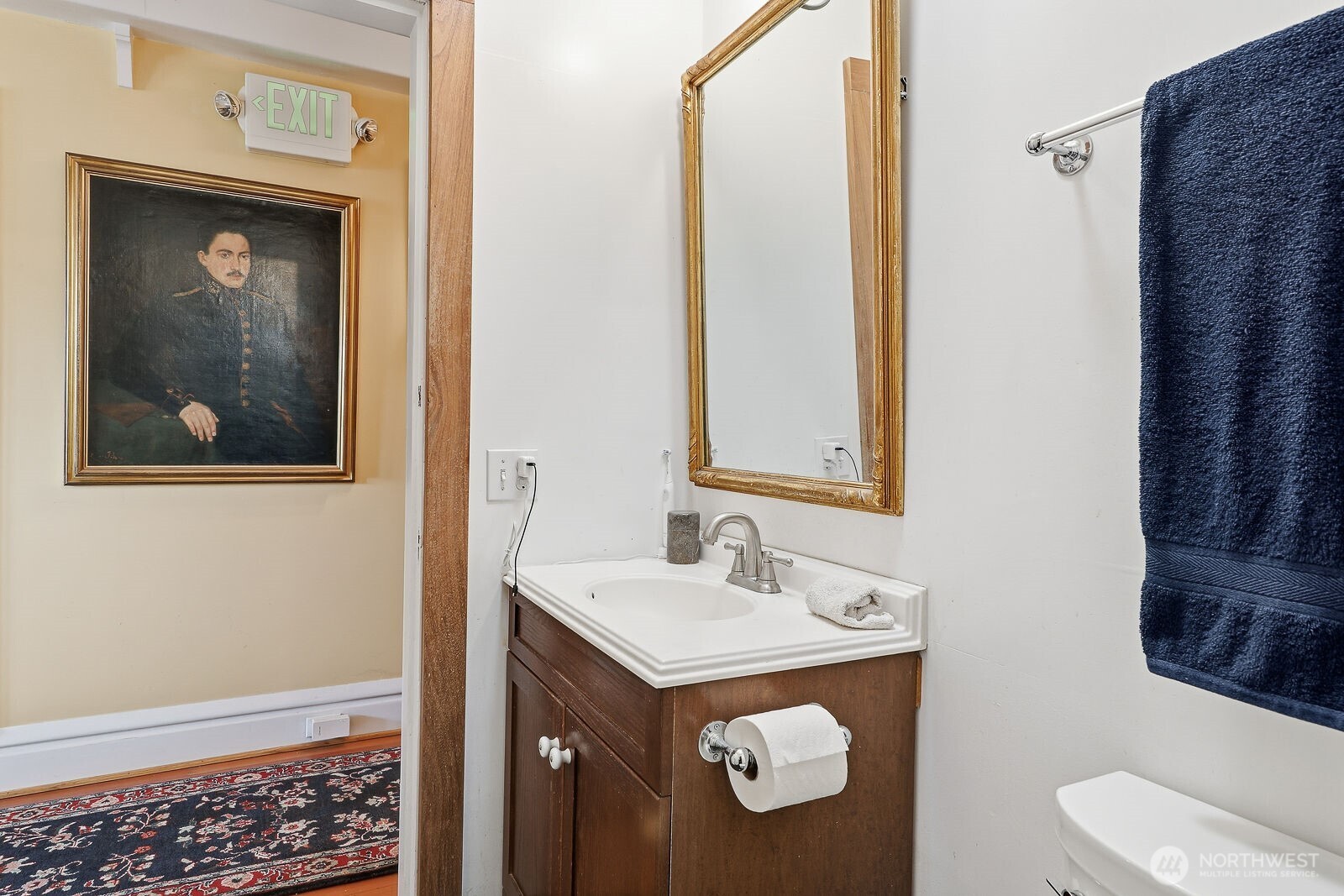 211 14th Avenue E, Seattle, WA 98112