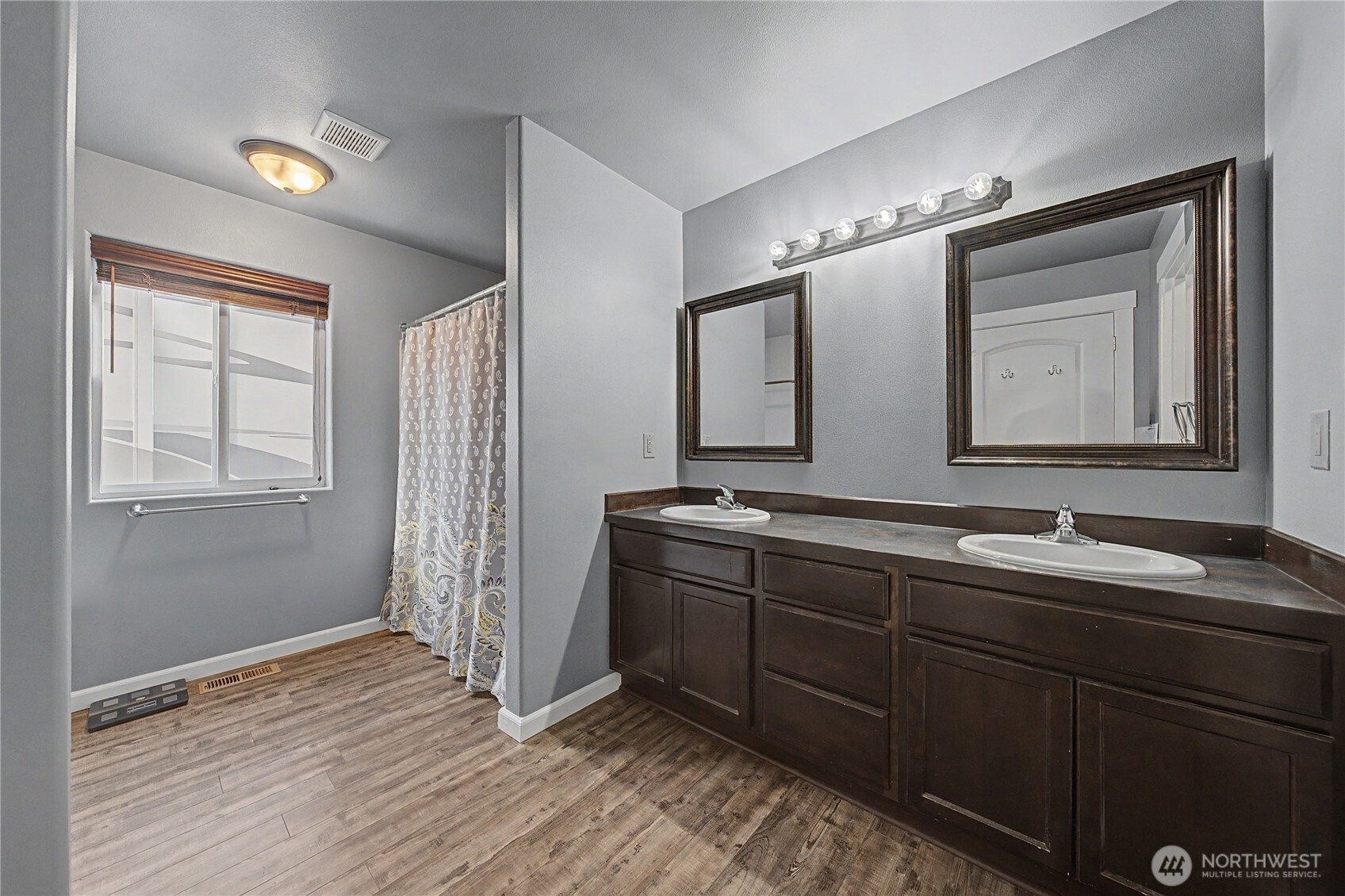 21 Ambrosia Lane , Malaga, WA 98828