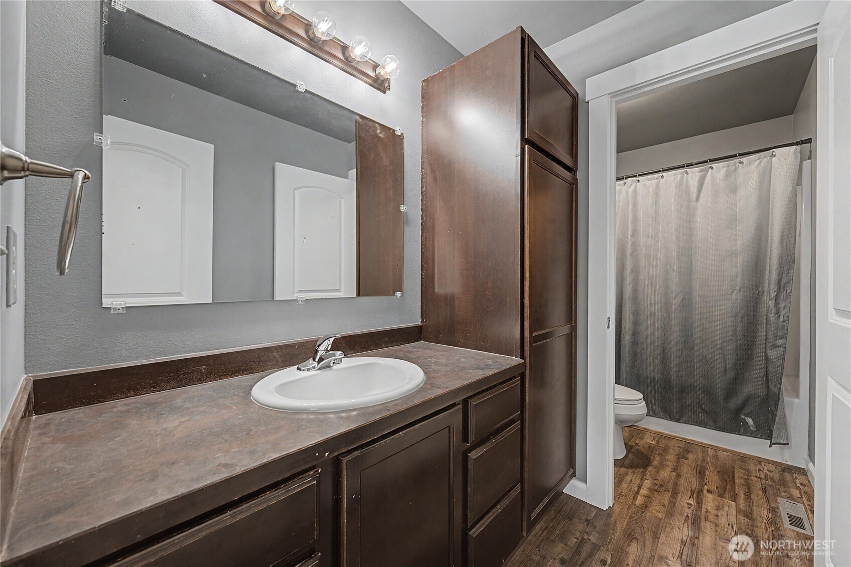 21 Ambrosia Lane , Malaga, WA 98828