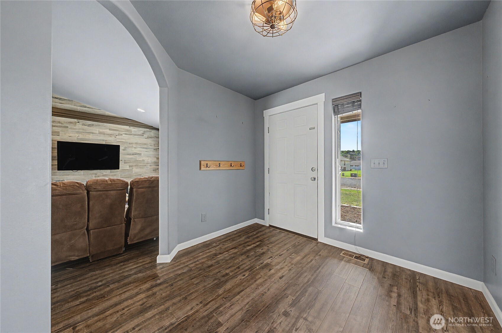 21 Ambrosia Lane , Malaga, WA 98828