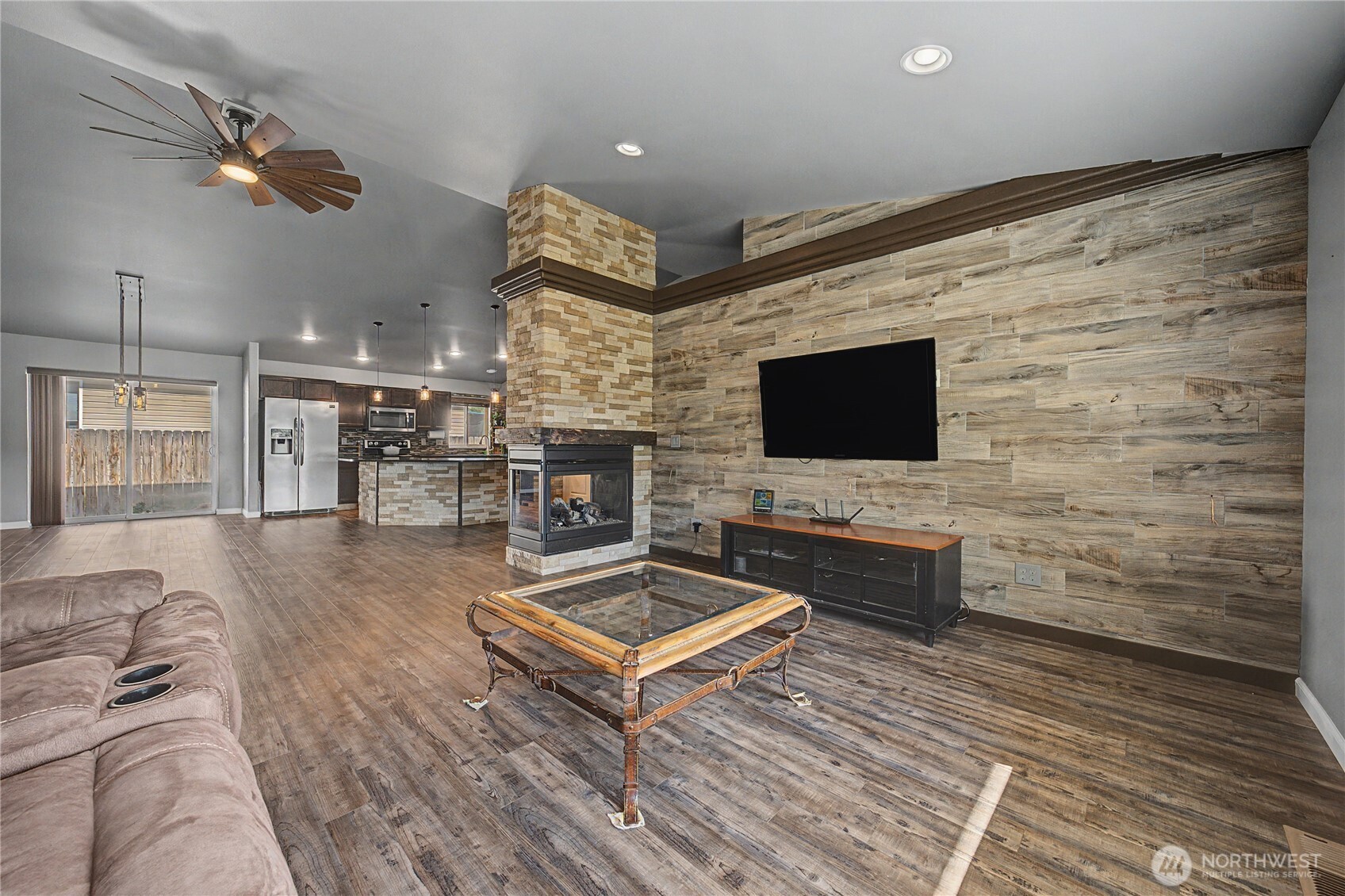 21 Ambrosia Lane , Malaga, WA 98828