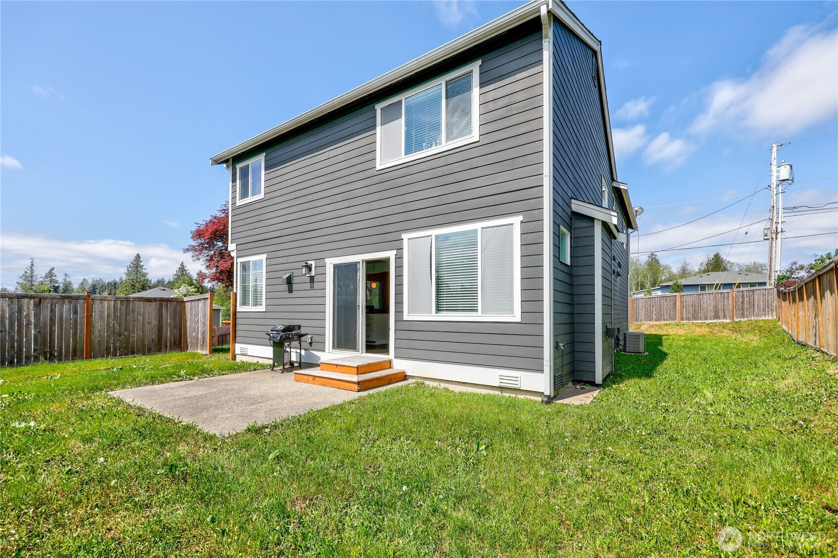 6398 Juanita Circle NE, Bremerton, WA 98311