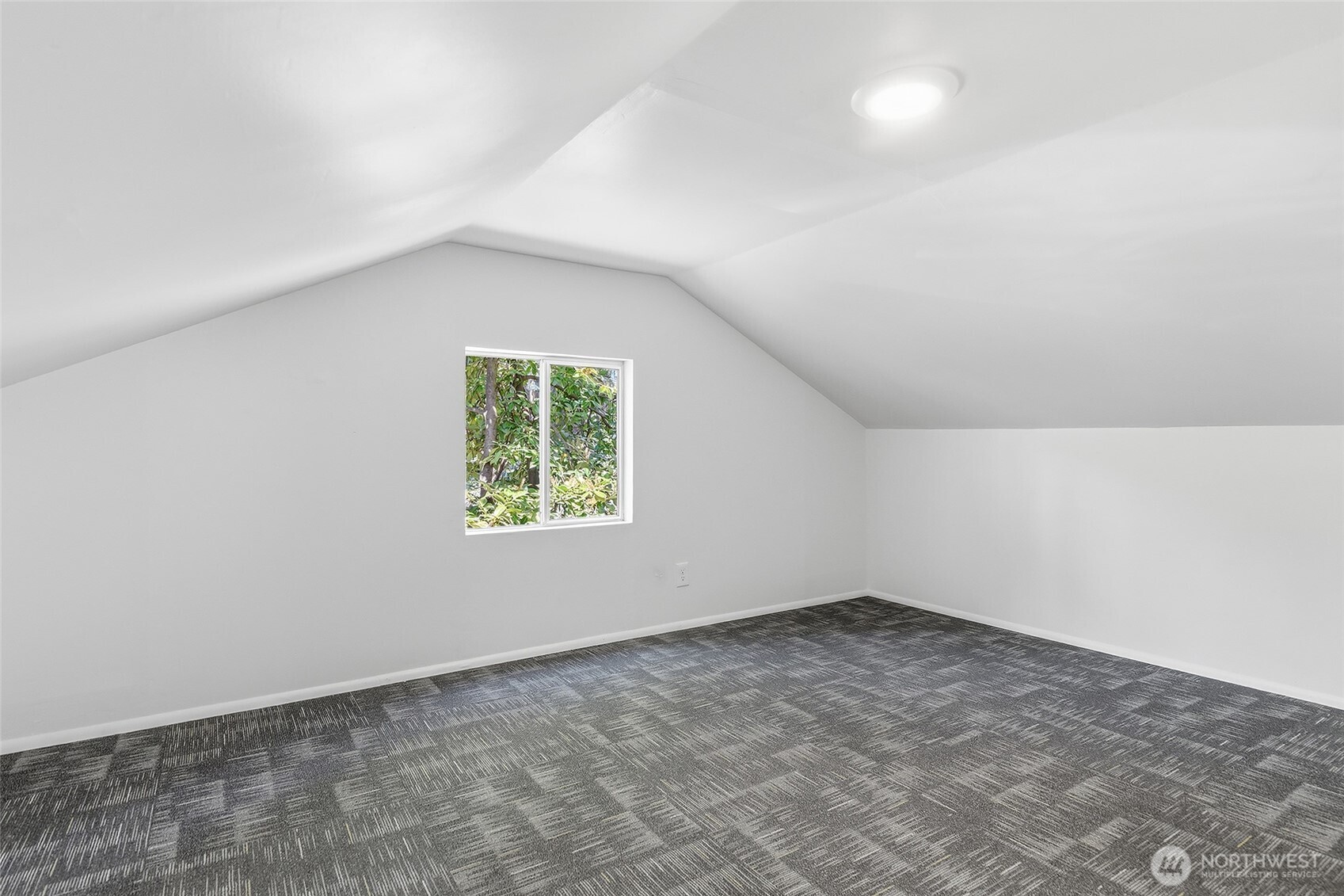 18024 Corliss Avenue N, Shoreline, WA 98133