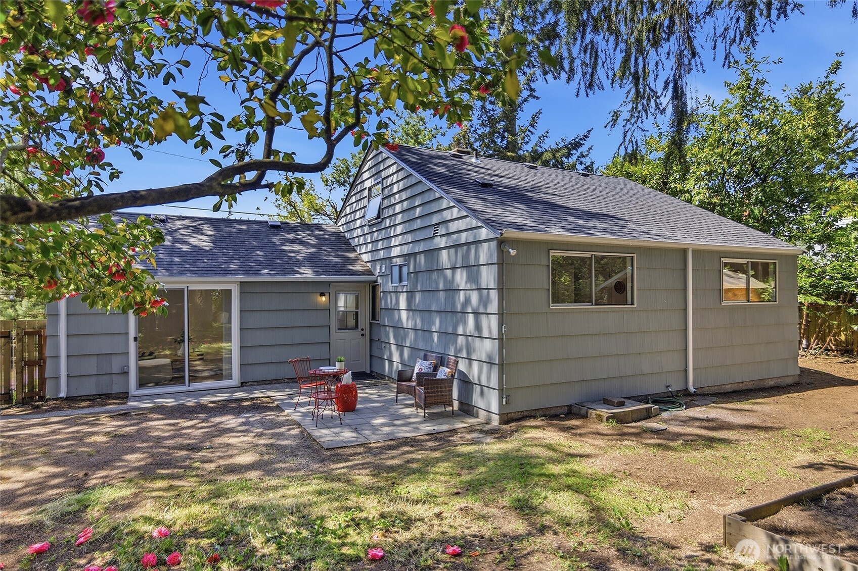 18024 Corliss Avenue N, Shoreline, WA 98133