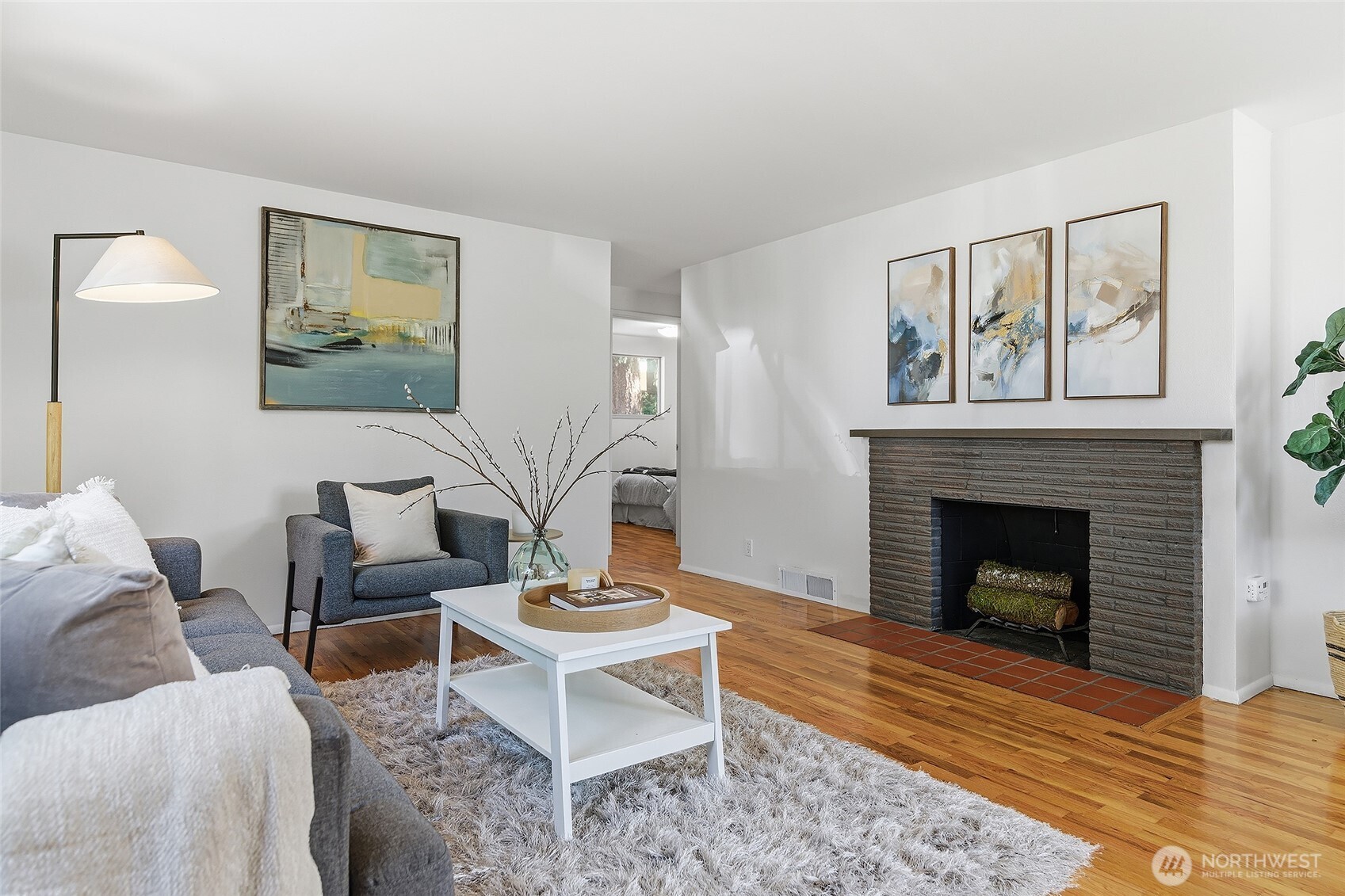18024 Corliss Avenue N, Shoreline, WA 98133